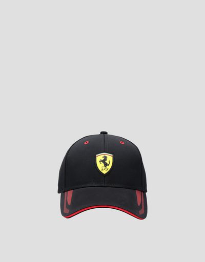 Cappellino con Scudetto Ferrari
