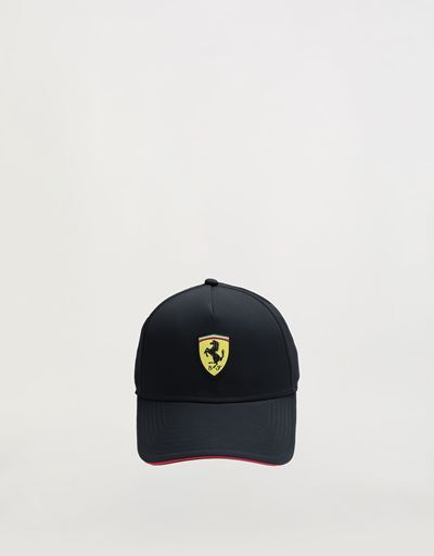Cappellino con Scudetto Ferrari