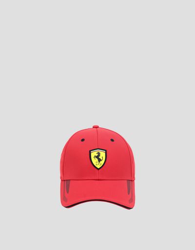 Cappellino con Scudetto Ferrari