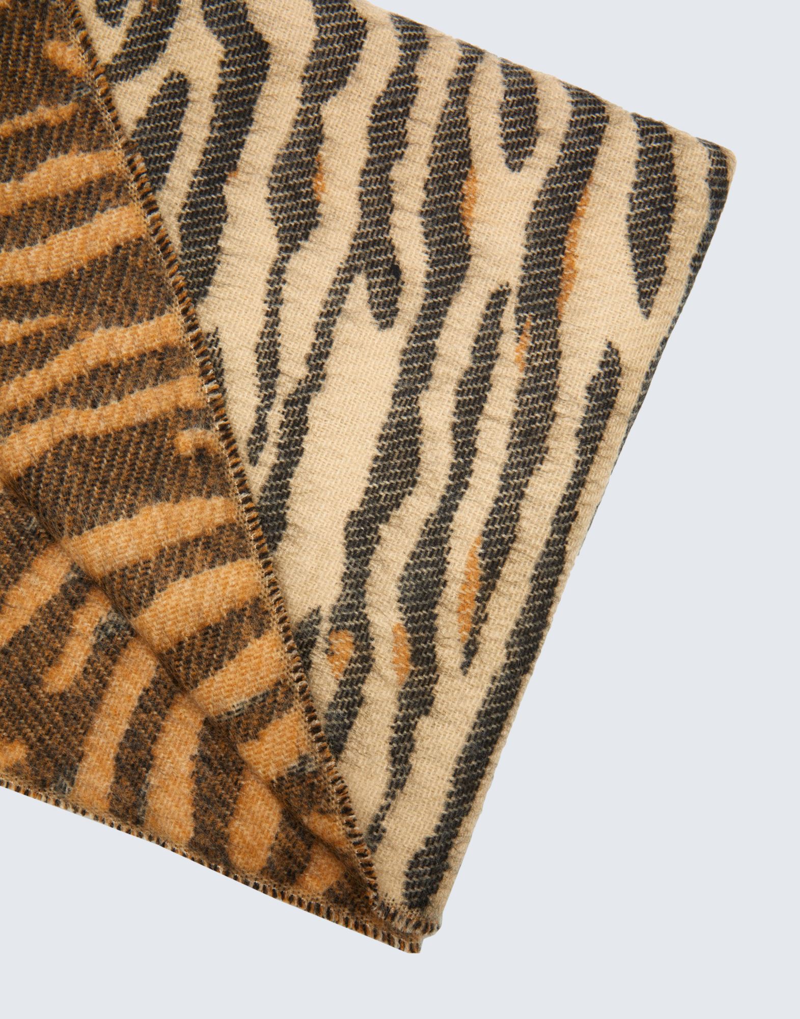  Pieces - Accessoires - Schals - On Yoox.com 