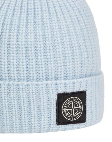 White stone store island beanie