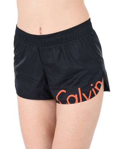 фото Пляжные брюки и шорты calvin klein