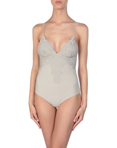 Слитный купальник