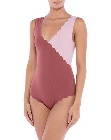 Слитный купальник