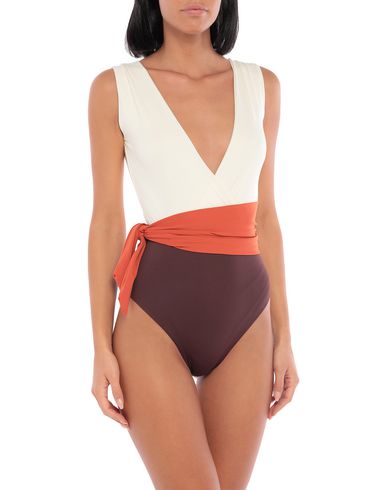 Слитный купальник