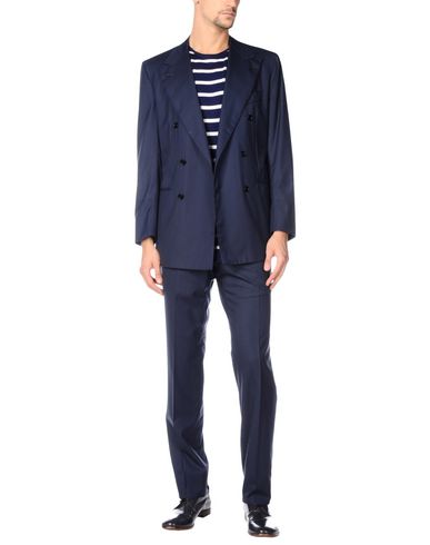 Костюм Kiton
