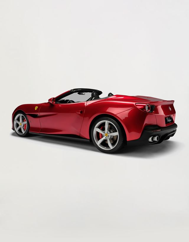 Scuderia Ferrari Online Store - Модель Ferrari Portofino в масштабе 1:8 - Модели машины 1_1.8