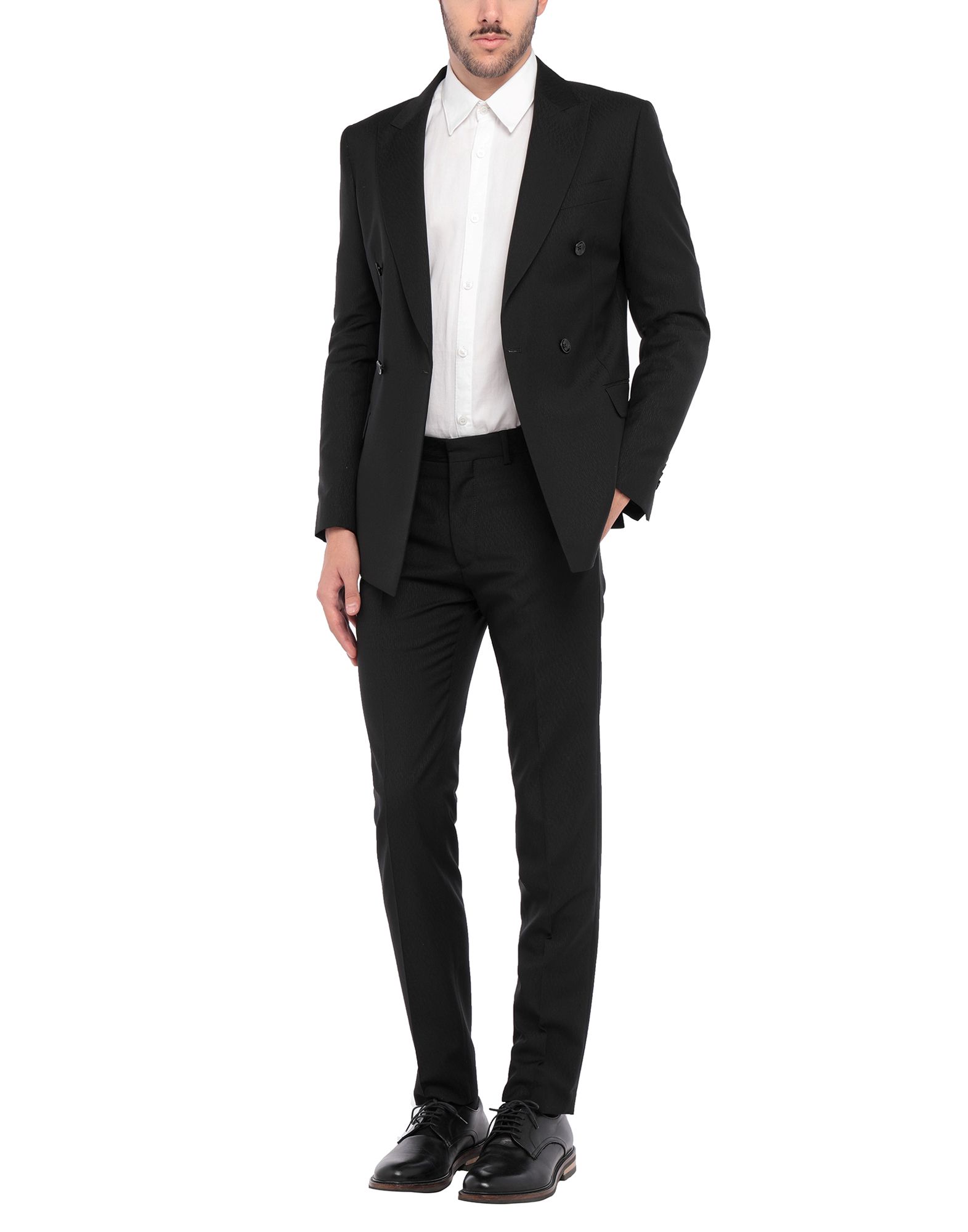 FUTURO Suits