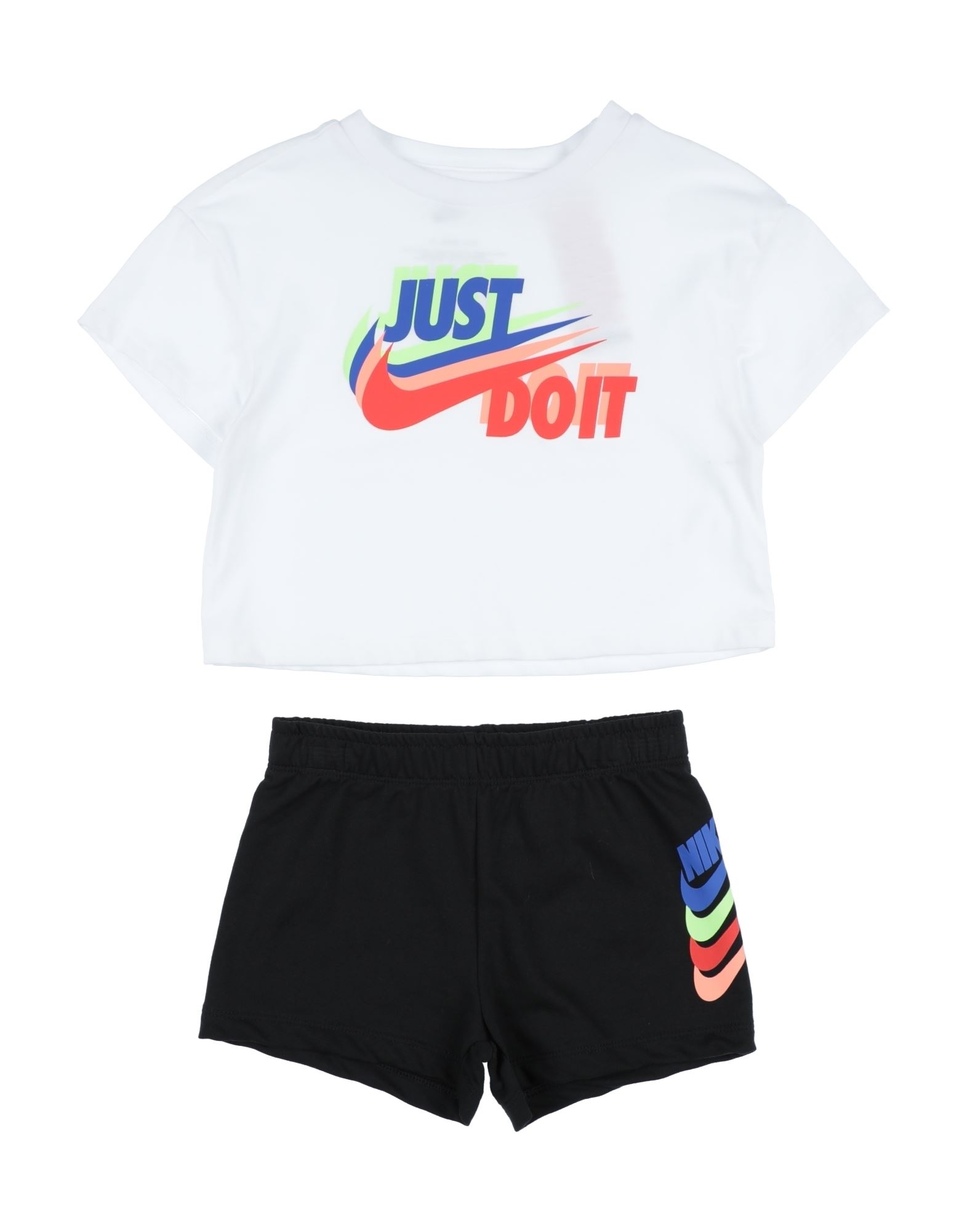 ԥ볫NIKE 륺 3-8  åȥå ۥ磻 6 åȥ 60% / ݥꥨƥ 40% SPORT DNA BOXY TEE &SHORT SET