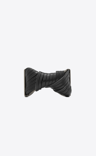 SAINT LAURENT Lederarmbänder Damen Verdrehtes Armband aus schwarzem Leder und Metall a_V4