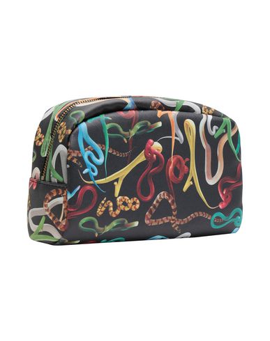 фото Beauty case Seletti wears toiletpaper